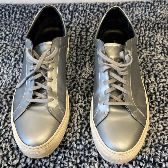 Common Projects silver low-tops - great sneakers in beautiful condition - Picture 2 of 13
